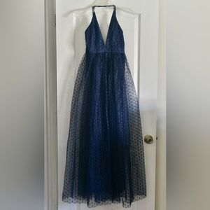 Elegant, Sexy & Comfortable Dress!